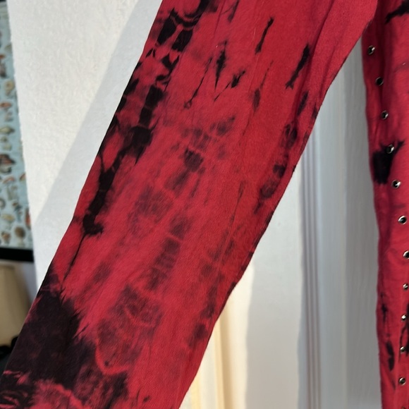 Affliction Ladies VNeck Long Sleeve - Picture 5 of 9